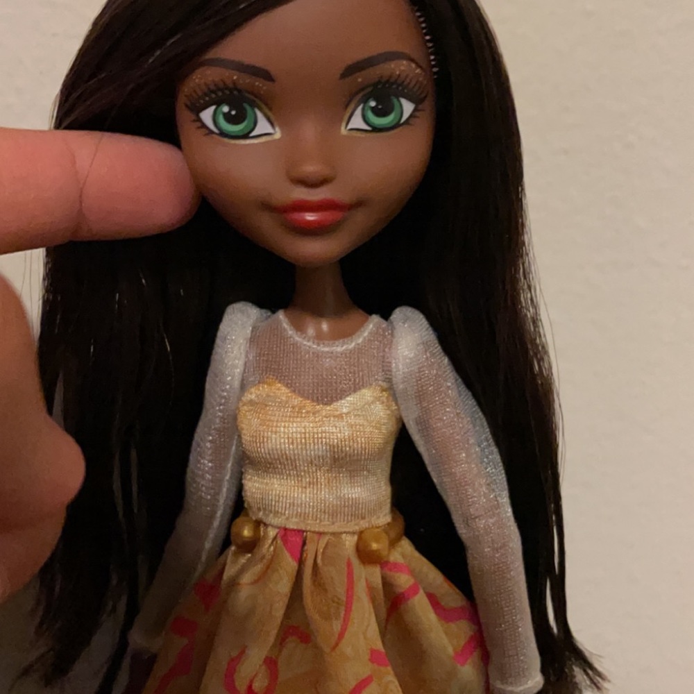 Ever After High Justine Dancer Doll
